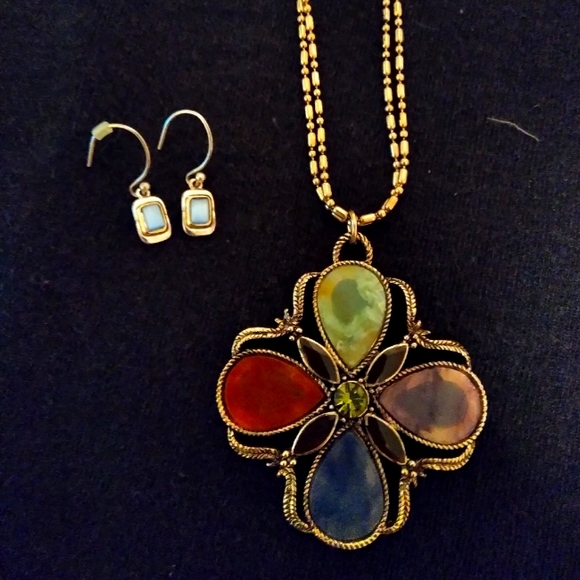Monet Jewelry - Vintage Monet earrings and necklace